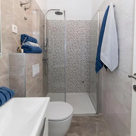 Casa de hóspedes & Kolovare 3, 3*