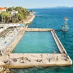 & Kolovare 3, Zadar