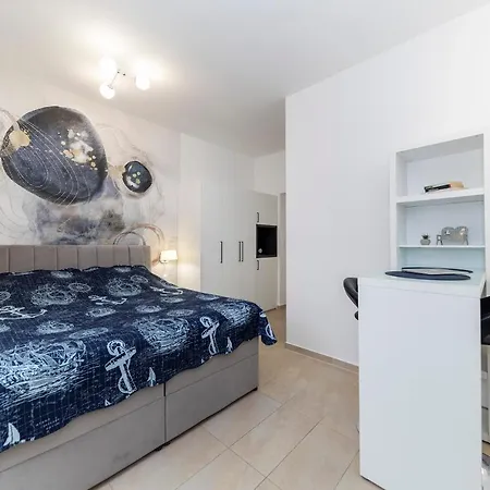 Guest house & Kolovare 3,