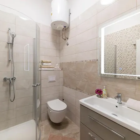 & Kolovare 3, Guest house Zadar