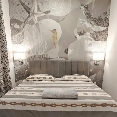 Apartments&rooms Kolovare 3*